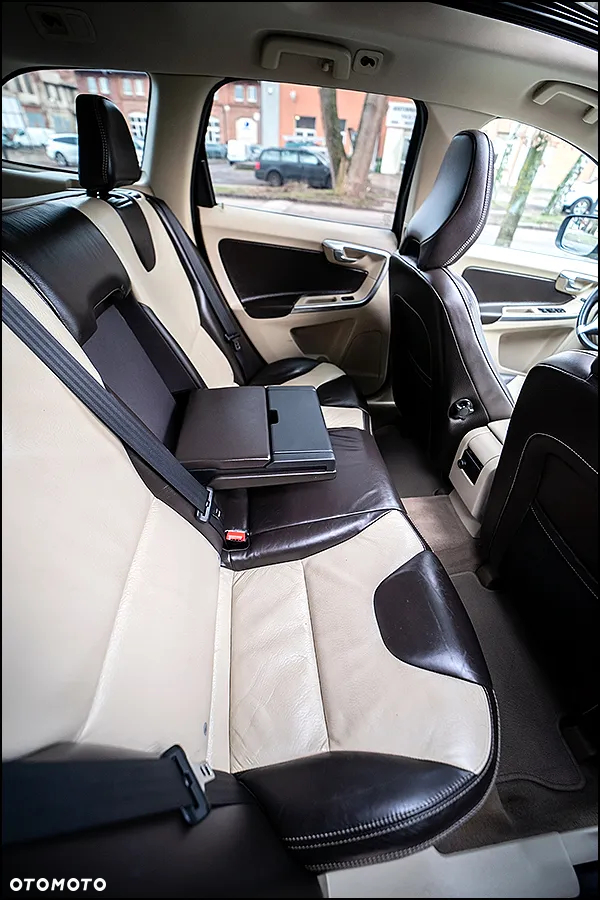Volvo XC 60 D4 Edition Pro - 35