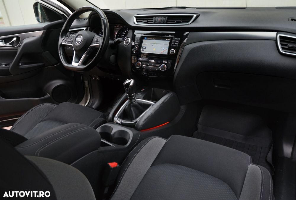 Nissan Qashqai - 13