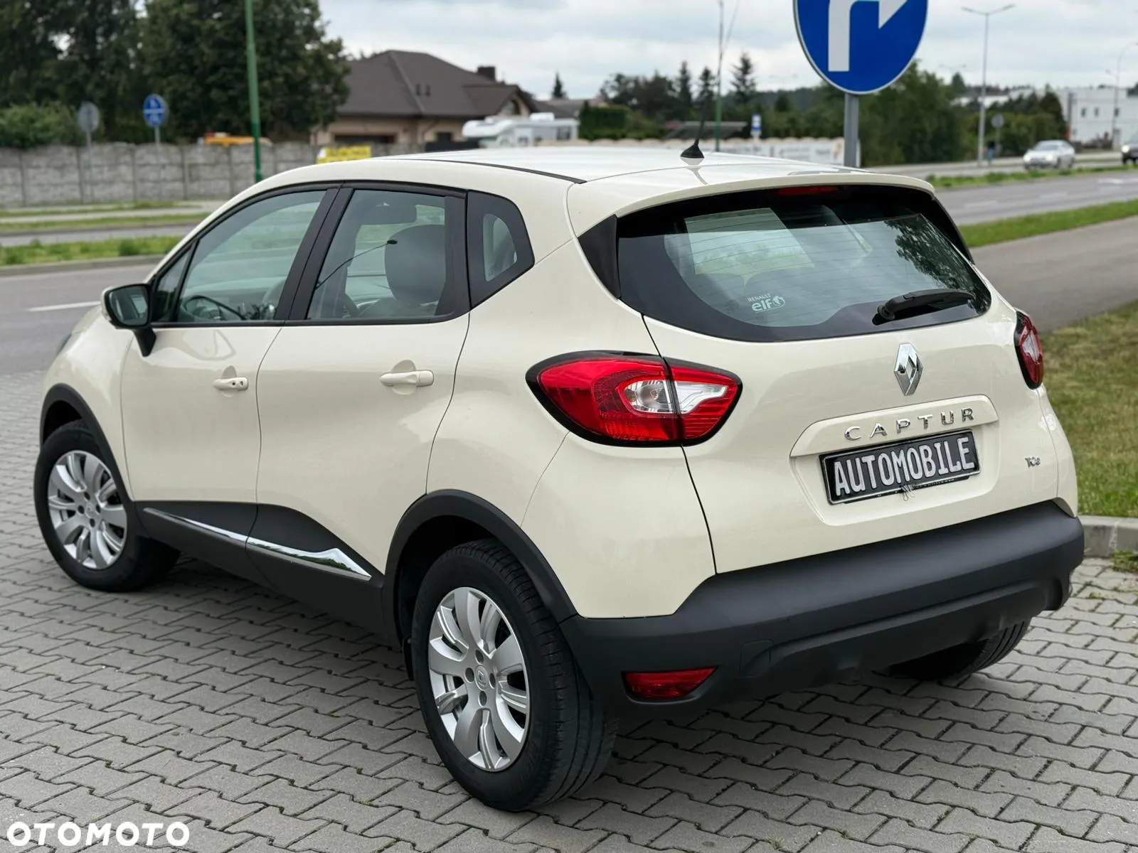 Renault Captur (ENERGY) TCe 90 INTENS - 2