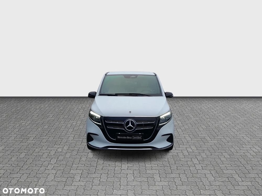 Mercedes-Benz EQV - 8