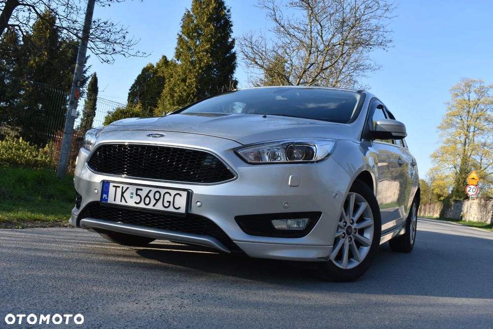 Ford Focus 1.5 EcoBoost Trend Sport ASS - 2