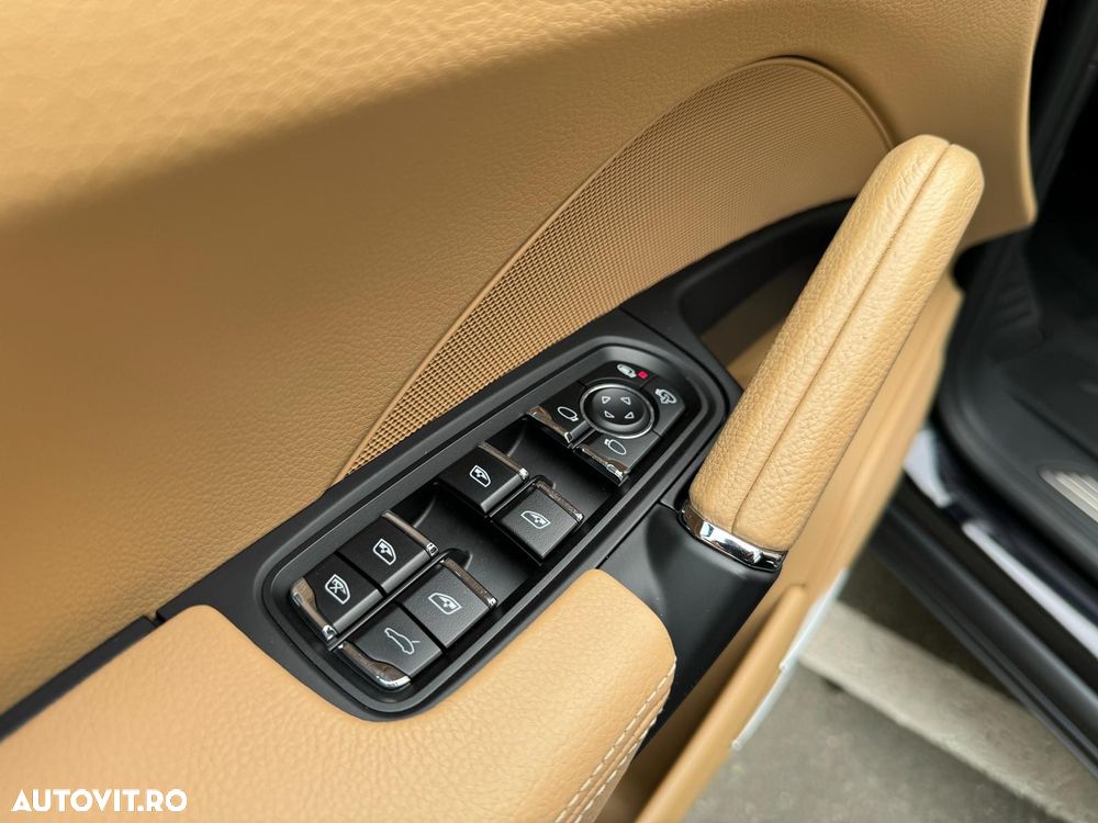 Porsche Cayenne Diesel Platinum Edition - 34