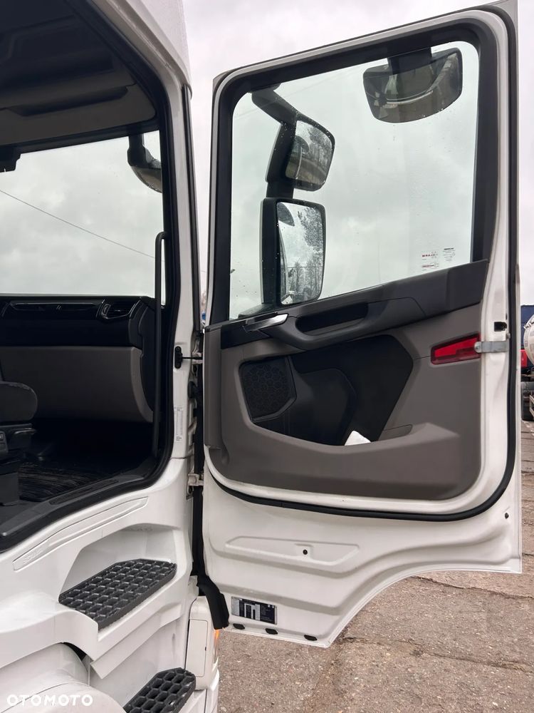 Scania R450 MEGA + KASSBOHRER 2022 ROK / MEGA ZESTAW / ZBIORNIKI 1200 L / RETARDER / KLIMA POSTOJOWA / TACHOGRAF NOWEJ GENERACJI / OŚ PODNOSZONA / REGULOWANY PODNOSZONY DACH !! - 25