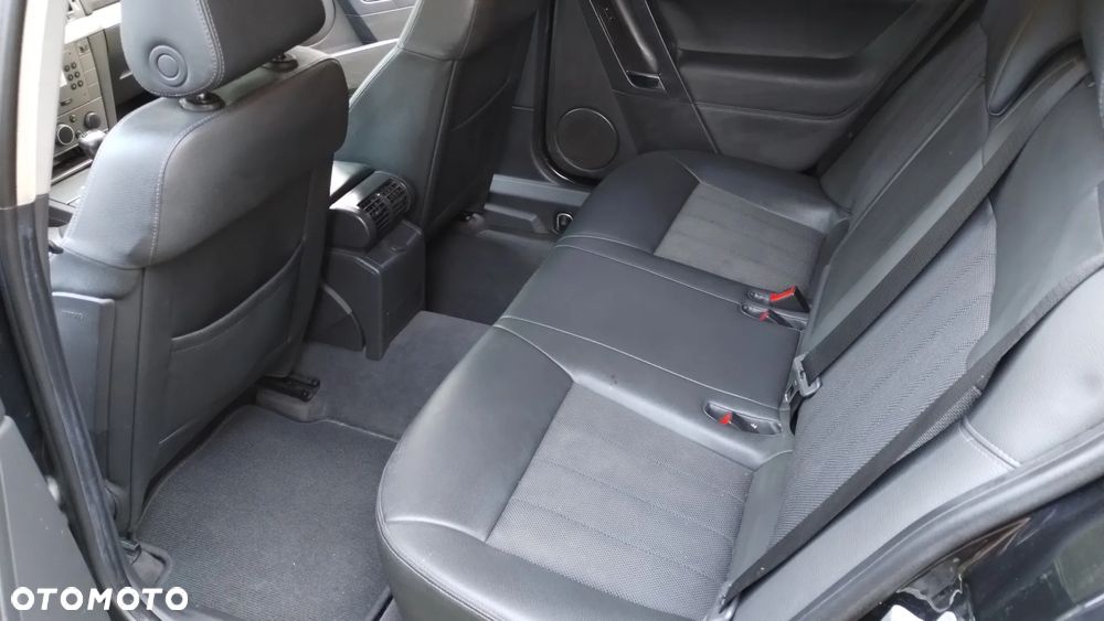 Opel Vectra 1.8 Caravan Cosmo - 16