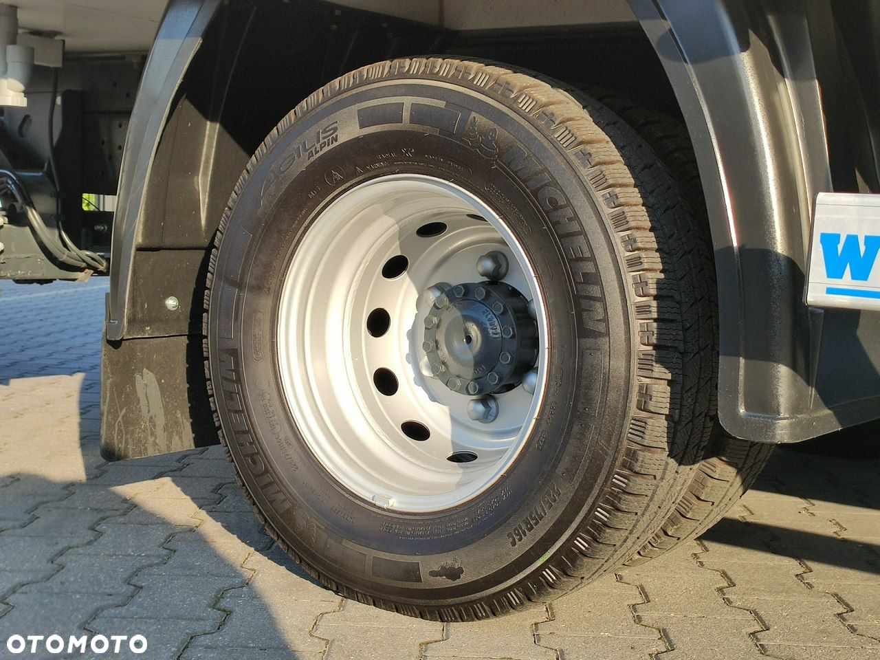 Iveco Daily 70C17 Mroźnia Ściana Grodziowa Multitemperatura - 22