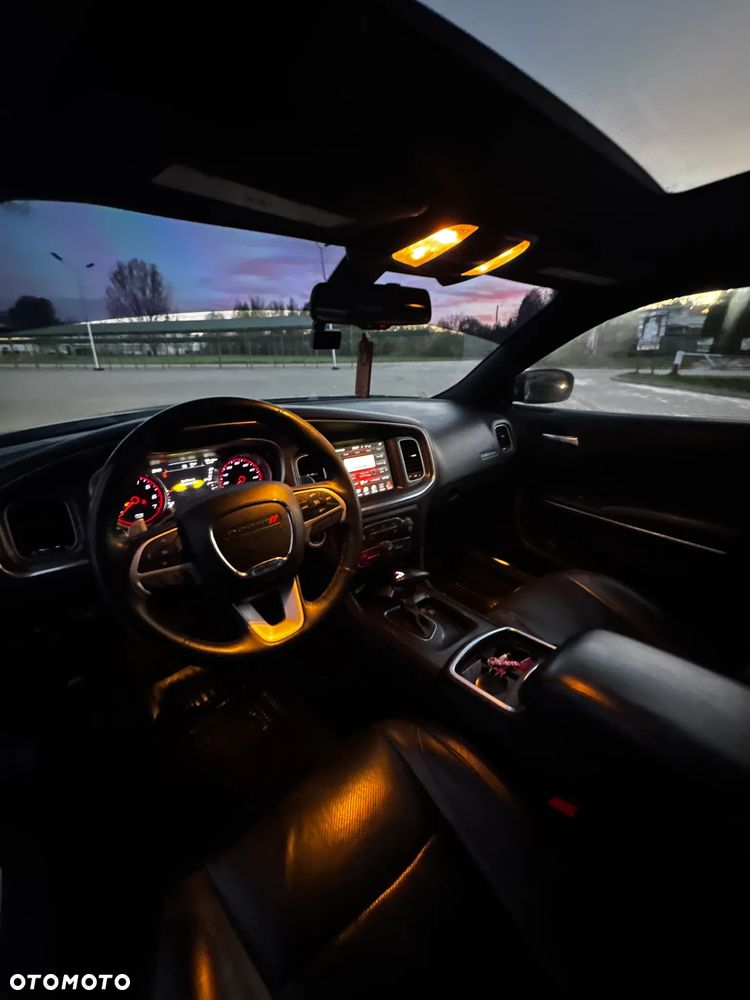 Dodge Charger - 11