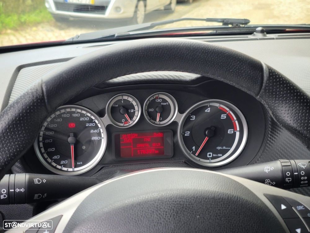 Alfa Romeo MiTo 1.6 JTDM Distinctive - 16