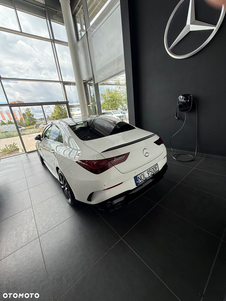 Mercedes-Benz CLA AMG 35 4-Matic 7G-DCT - 2