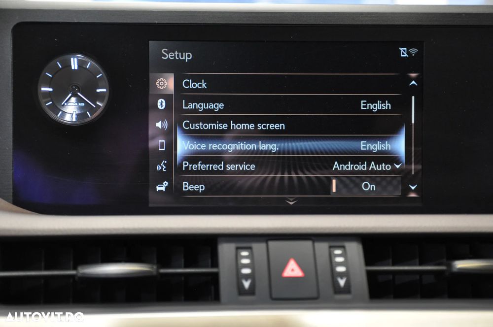 Lexus Seria ES 300h 2.5 TNGA HV 25H- 4X2 CVT Luxury Tech - 20