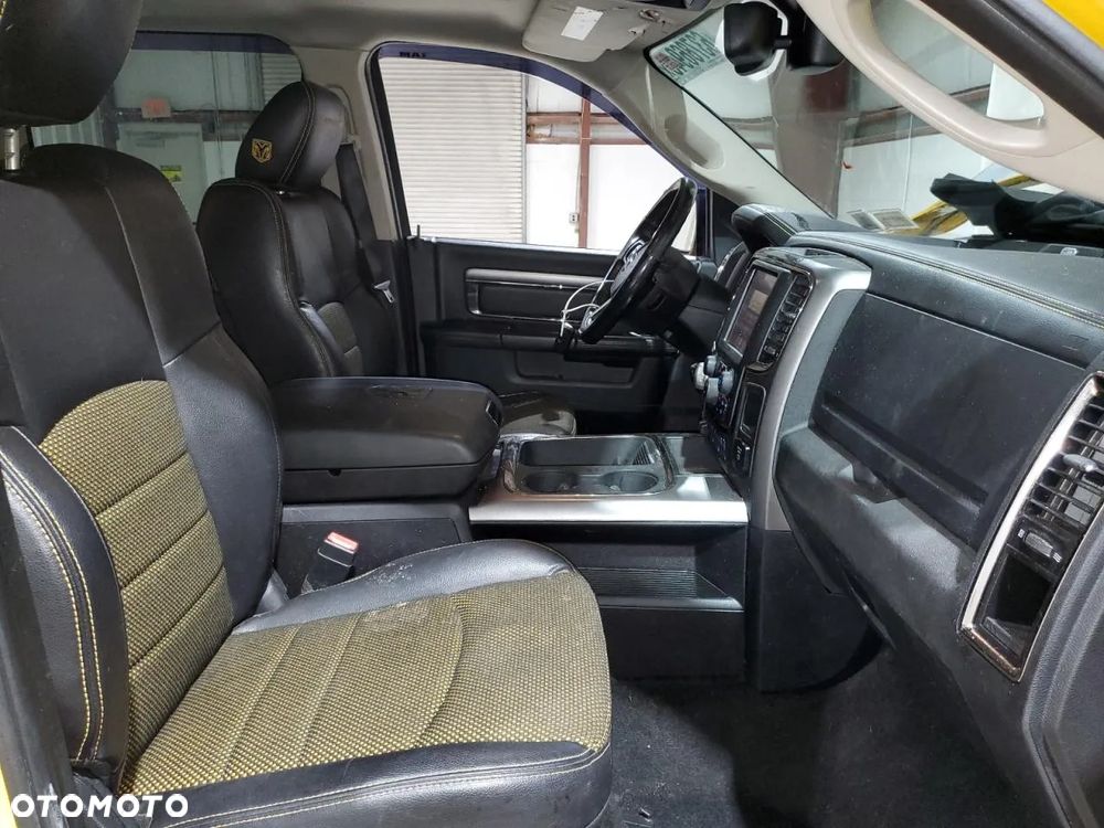 RAM 1500 - 7