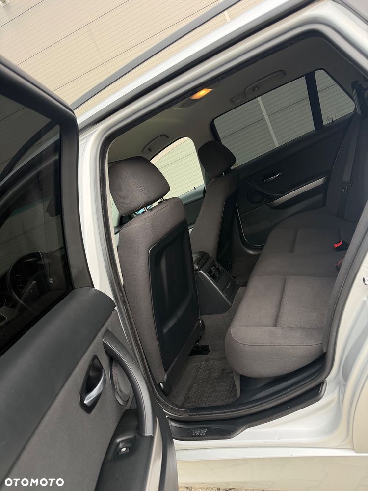 BMW Seria 3 - 25