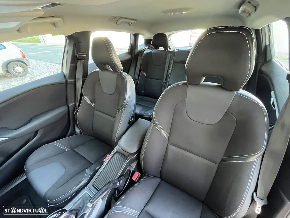 Volvo V40 1.5 T3 Sport Edition Plus Geartronic - 14