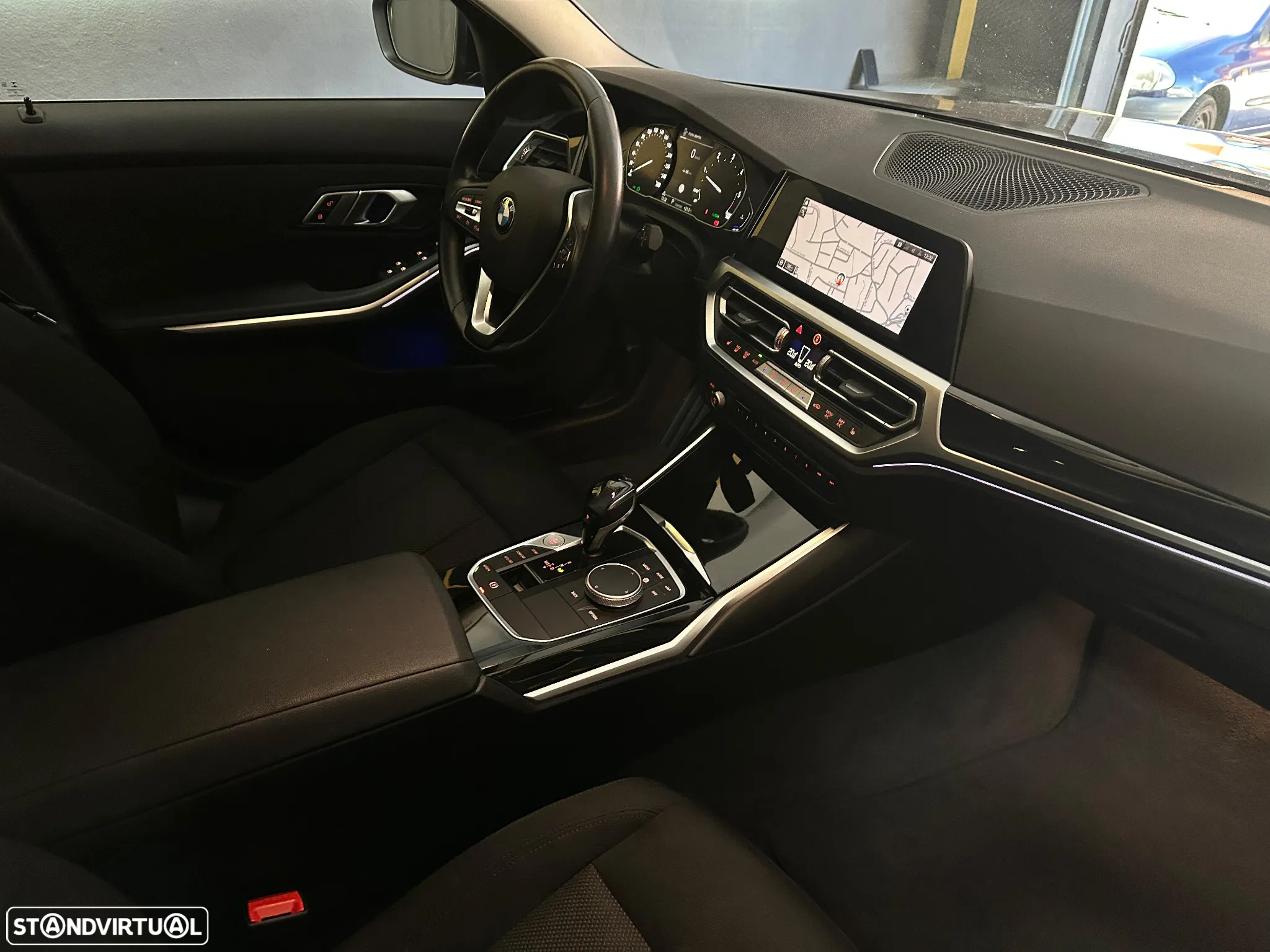 BMW 318 d Touring Auto - 24