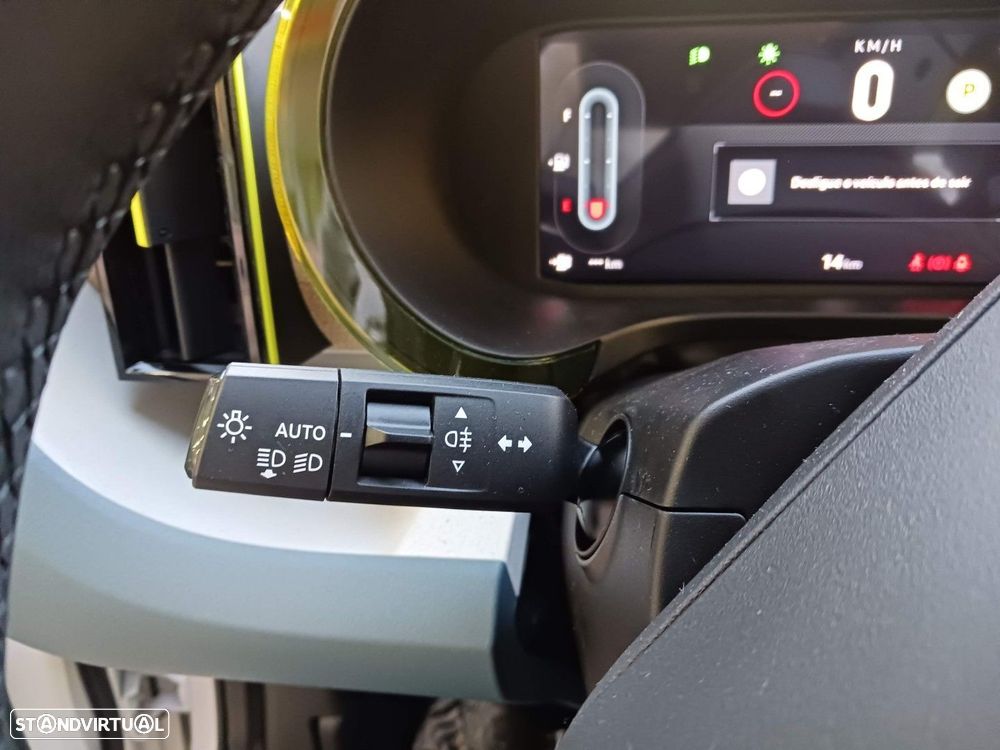 Fiat Grande Panda 1.2 Hybrid La Prima eDCT - 24