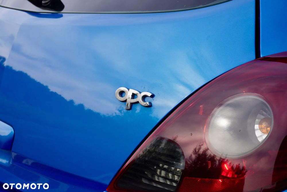 Opel Corsa 1.6T OPC - 6