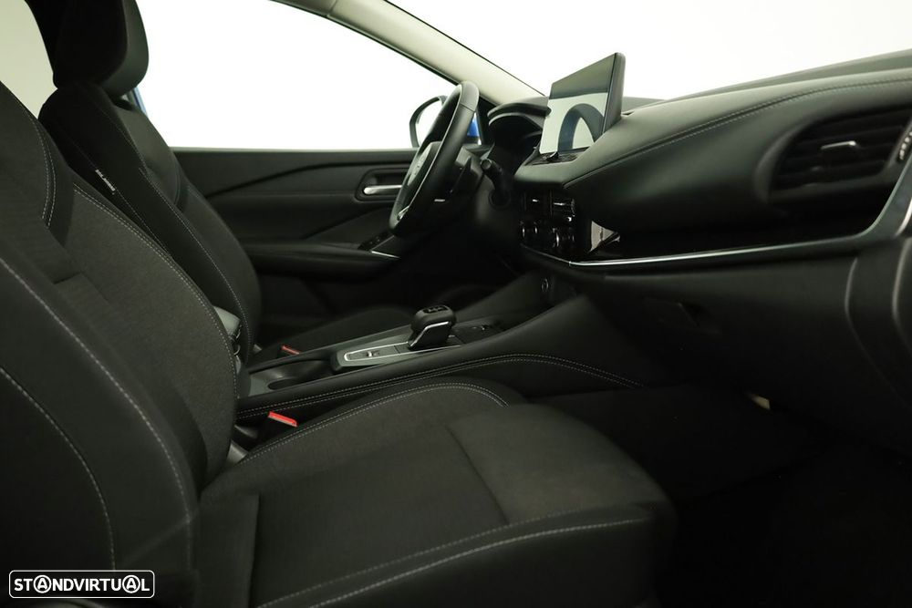 Nissan Qashqai 1.3 DIG-T N-Connecta Xtronic - 19