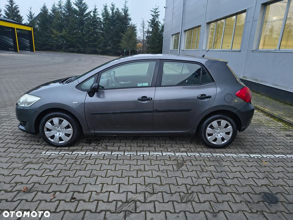 Toyota Auris - 6