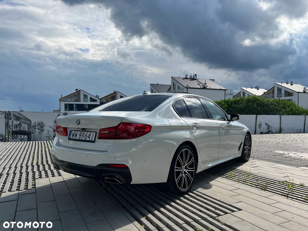 BMW Seria 5 530i xDrive M Sport sport - 9