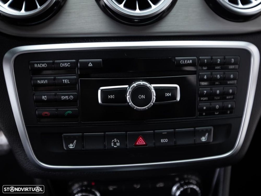 Mercedes-Benz CLA 220 - 20