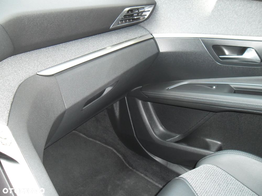 Peugeot 3008 BlueHDi 130 Stop & Start EAT8 Allure Business-Paket - 9