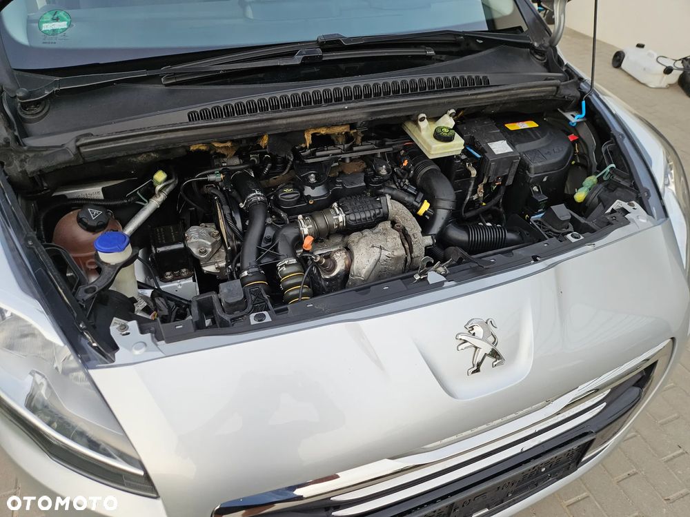 Peugeot 5008 e-HDI FAP 115 EGS6 Stop&Start Allure - 22