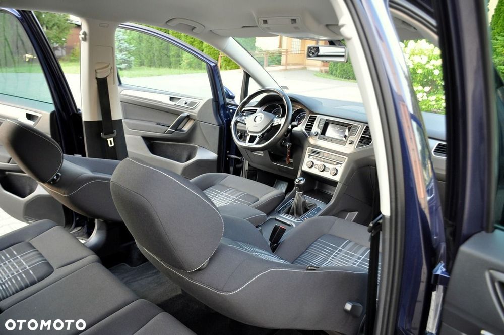 Volkswagen Golf Sportsvan - 24