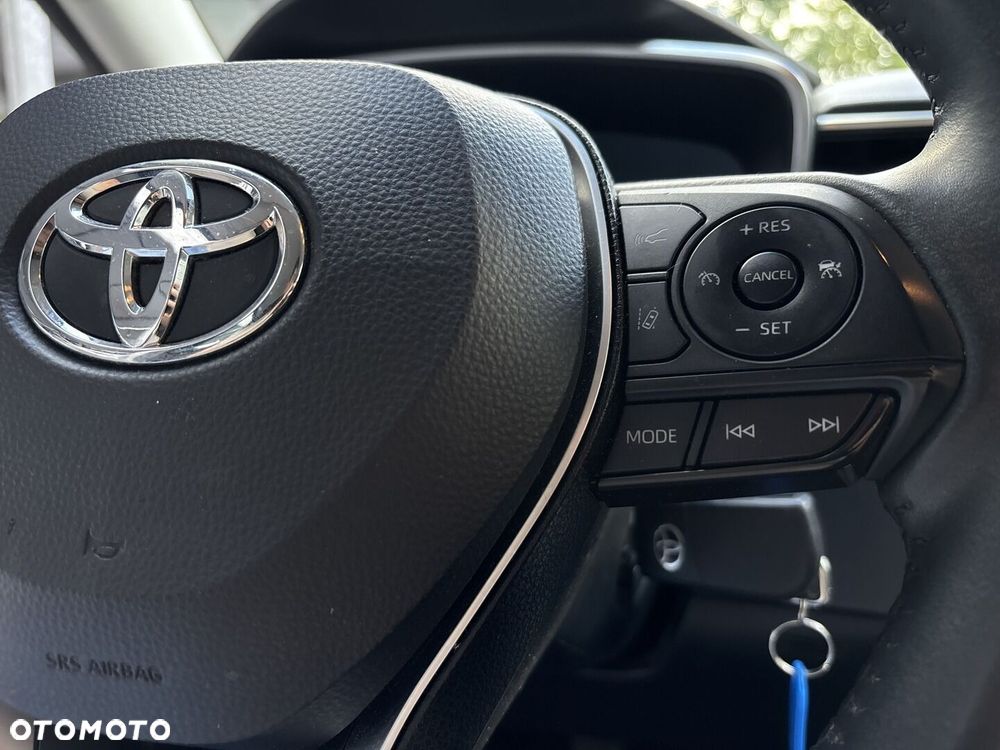 Toyota Corolla - 23