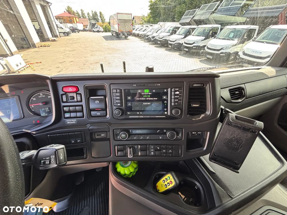 Scania P 280 - 11