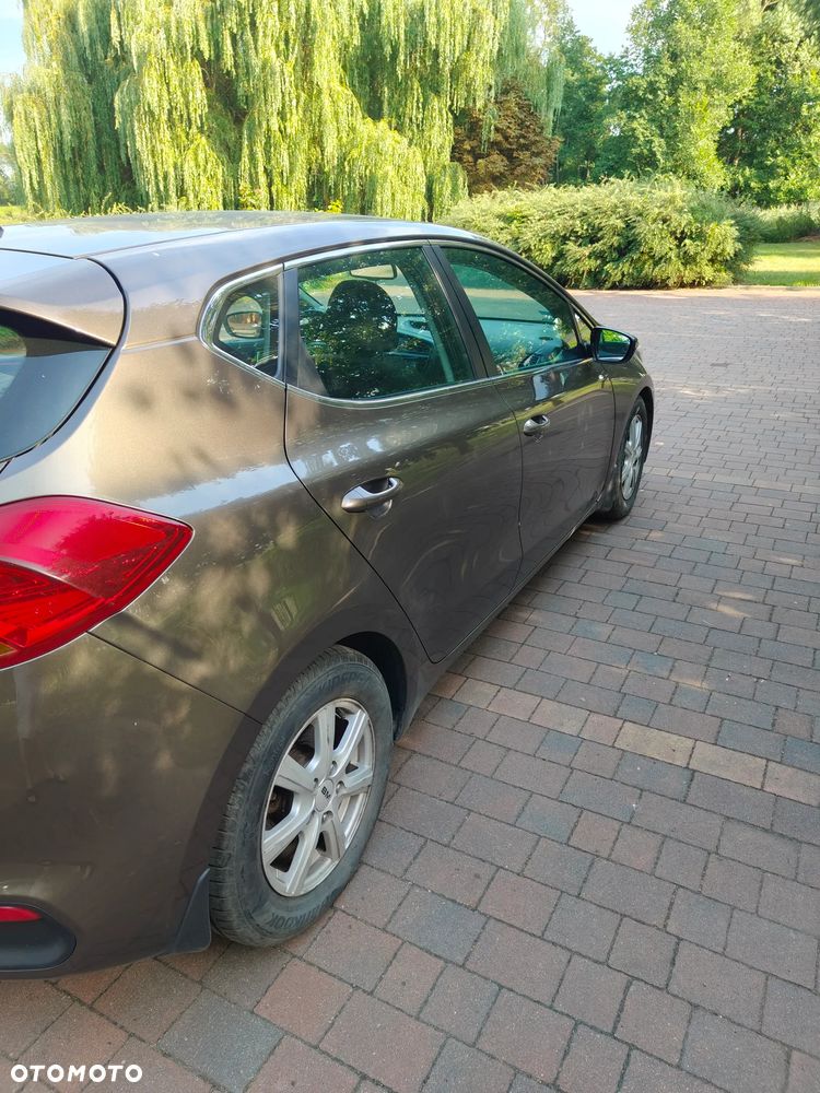 Kia Ceed 1.6 CRDi L - 4