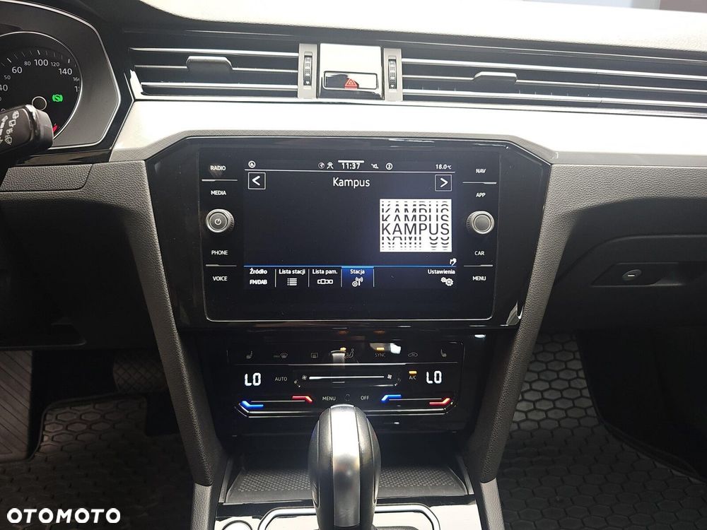 Volkswagen Passat Variant 1.5 TSI EVO Business DSG - 18