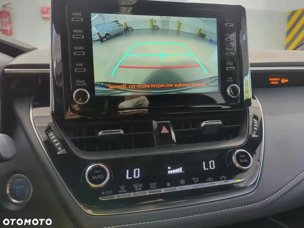Toyota Corolla 1.8 Hybrid Comfort - 8