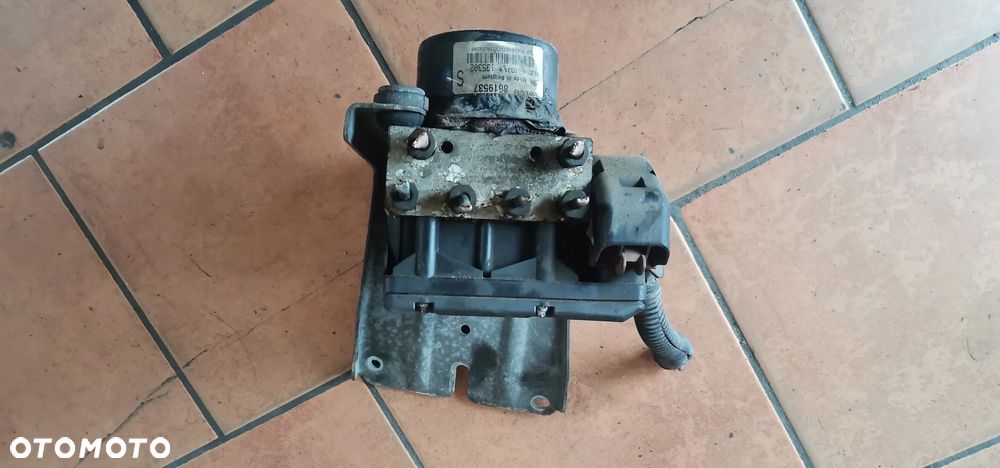 Pompa abs Volvo S80 V70 8619537 - 1