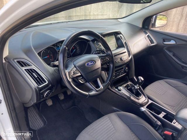 Ford Focus SW 1.5 TDCi Titanium - 11
