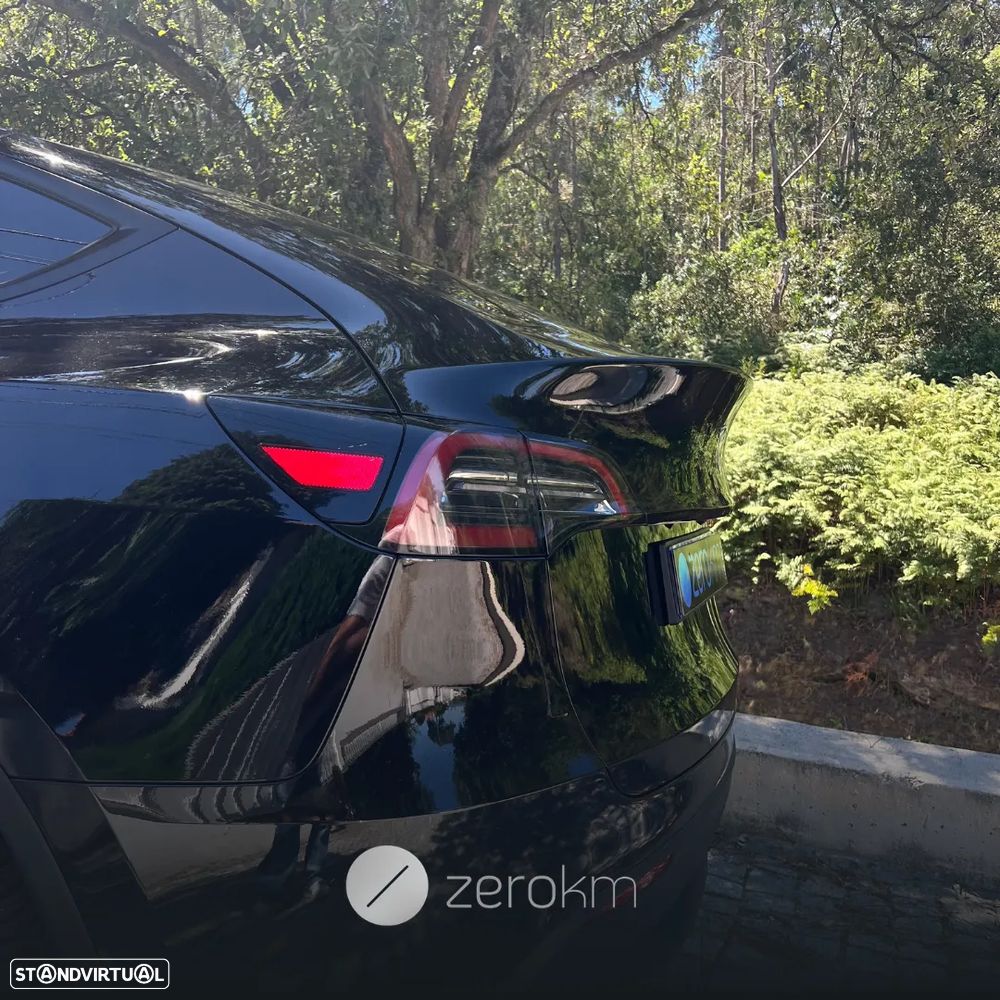 Tesla Model Y RWD - 3