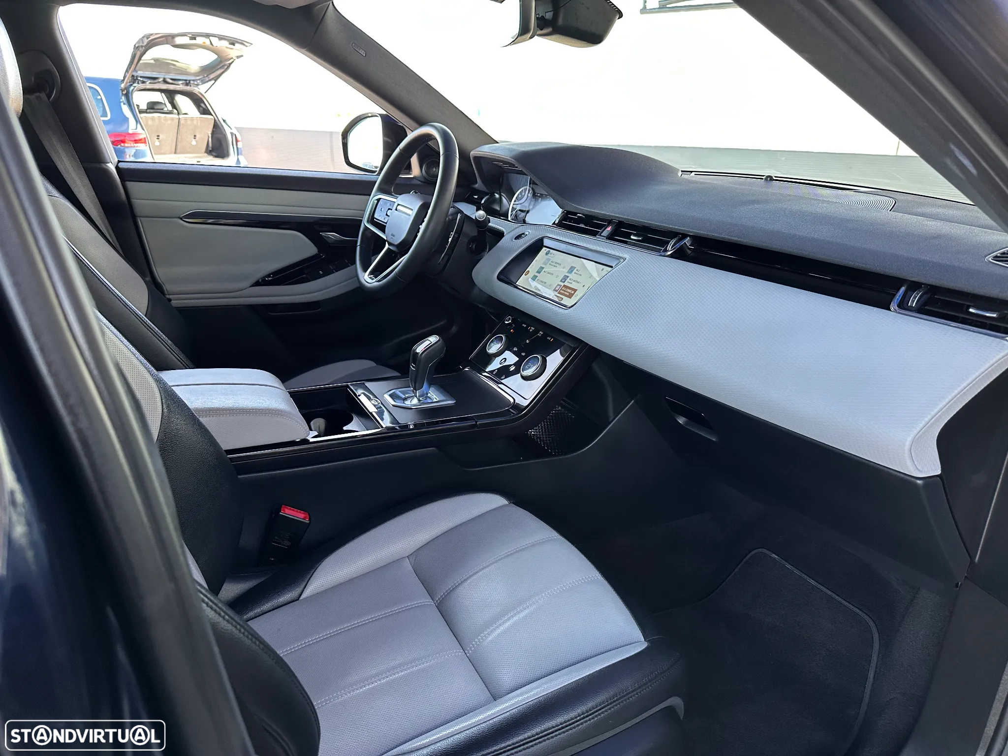 Land Rover Range Rover Evoque 1.5 P300e AWD R-Dynamic S Auto - 40