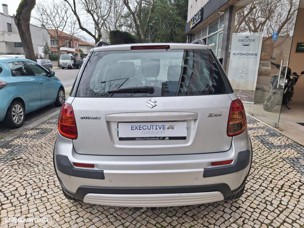 Suzuki SX4 - 4