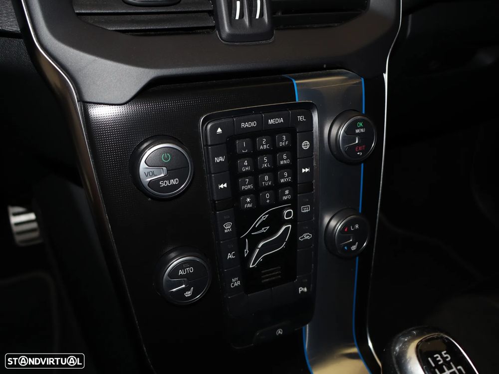 Volvo V40 D2 RDesign - 23