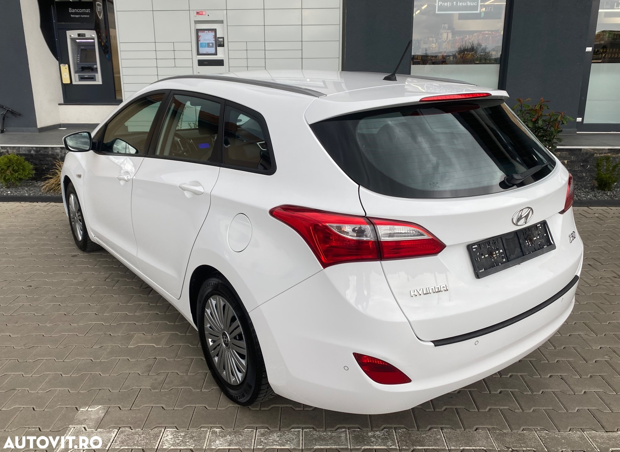 Hyundai i30 1.6 CRDI Comfort+ - 4