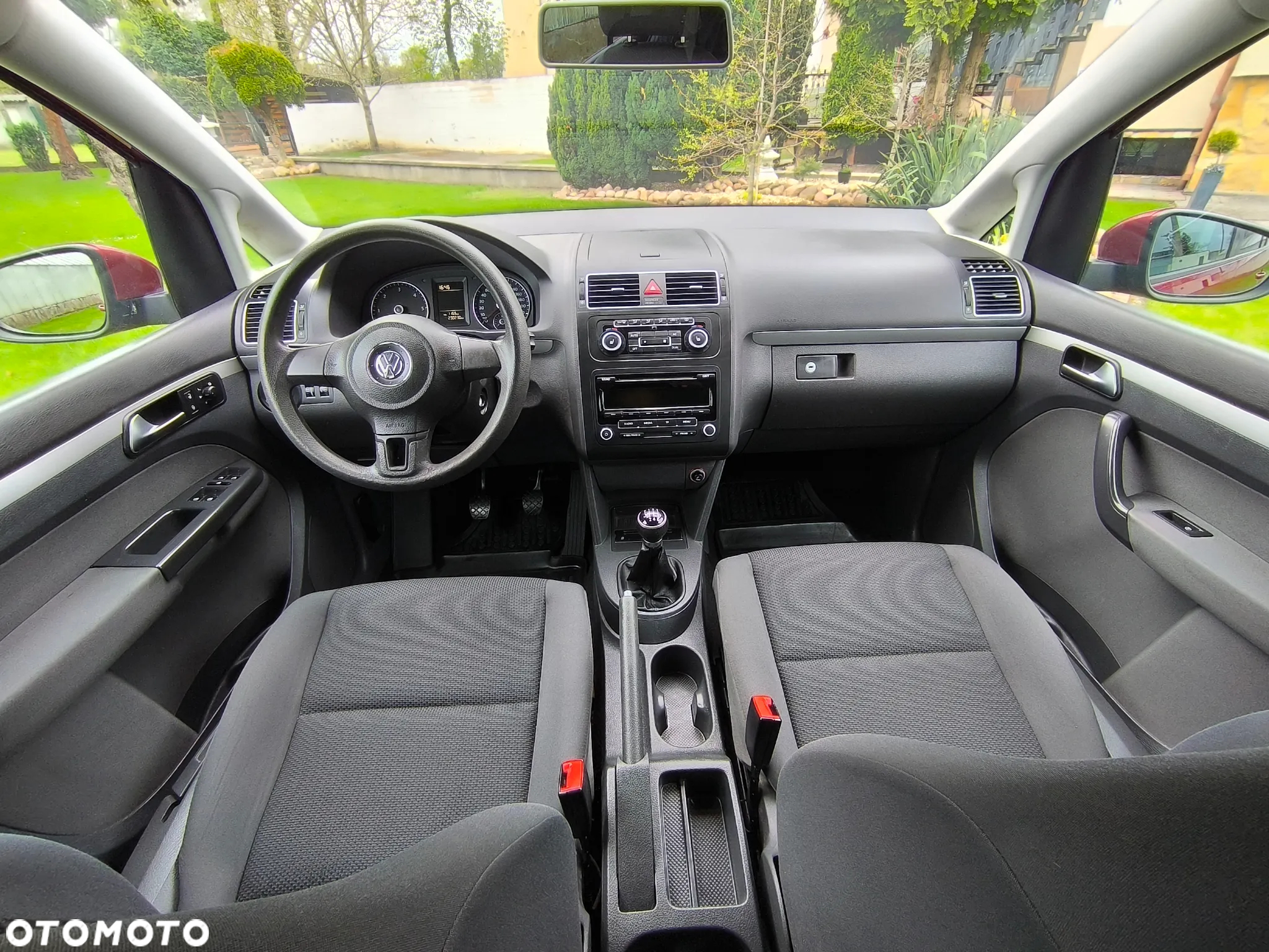 Volkswagen Touran 1.6 TDI DPF Trendline - 11