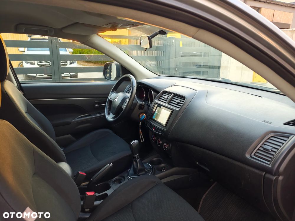 Mitsubishi ASX - 11