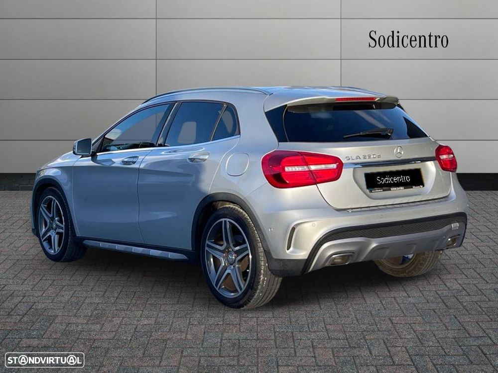 Mercedes-Benz GLA 220 CDI AMG Line - 3
