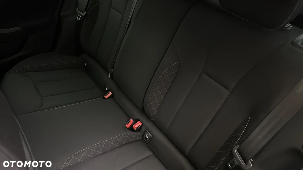 Skoda Kamiq 1.0 TSI Ambition DSG - 22