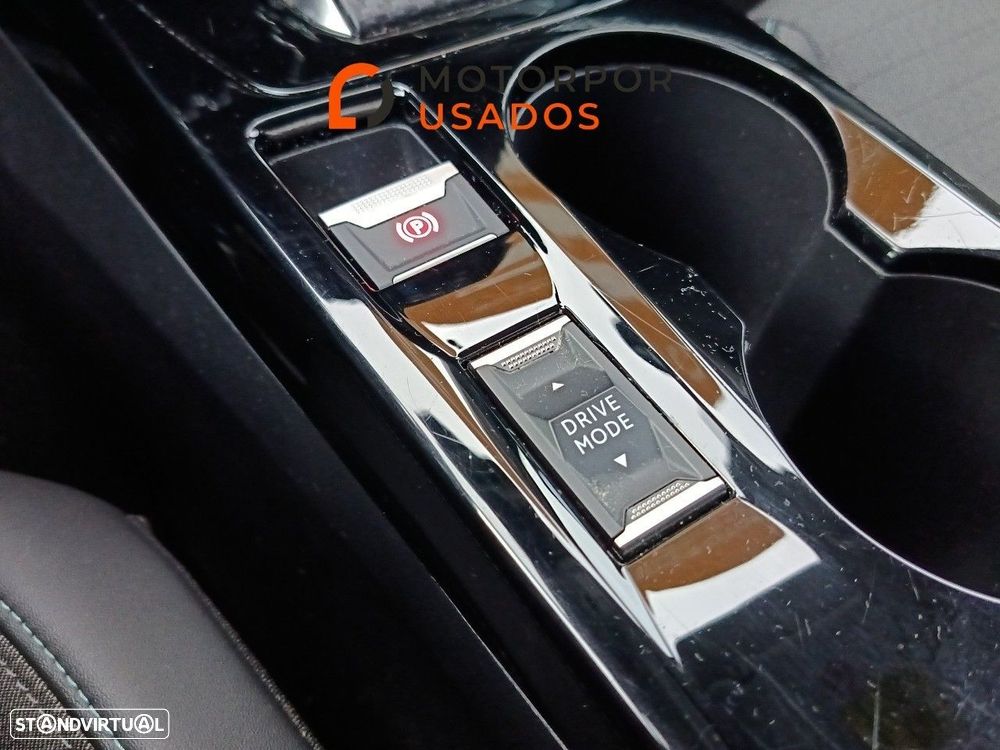 Peugeot 208 1.2 PureTech Allure EAT8 - 16