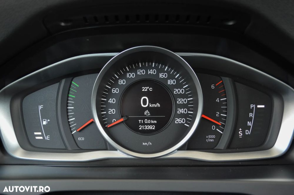 Volvo S60 D3 Geartronic Momentum - 19