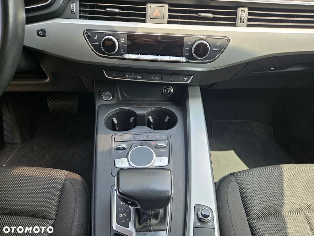 Audi A4 Avant - 19