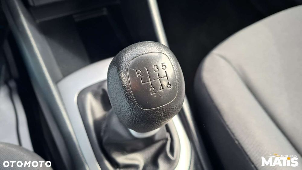 Kia Rio - 24
