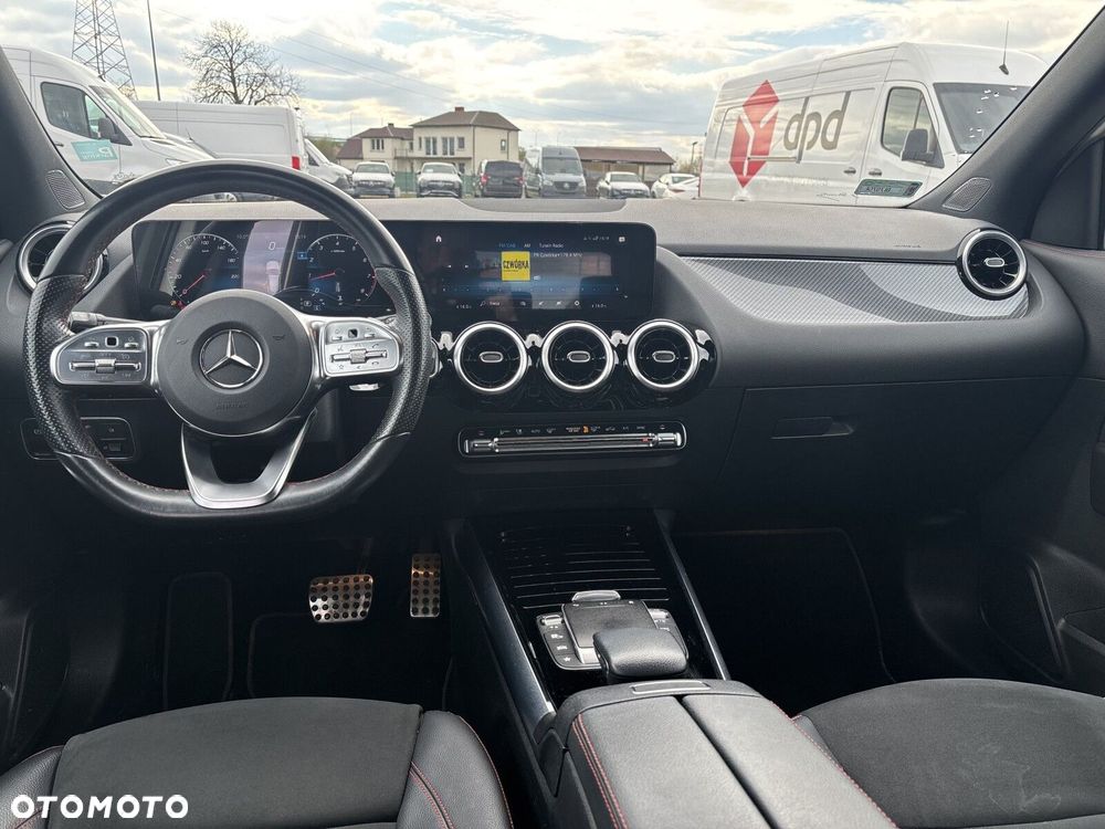 Mercedes-Benz GLA 180 mHEV AMG Line 7G-DCT - 16