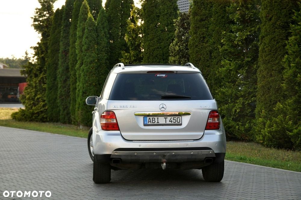 Mercedes-Benz ML - 15