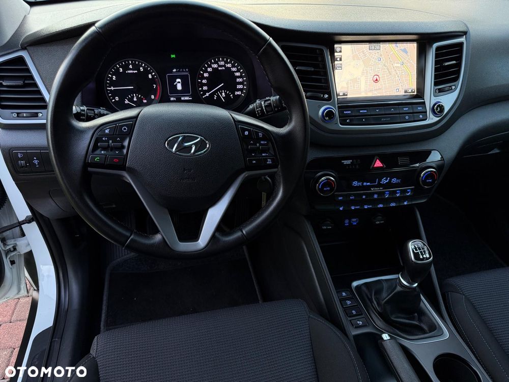 Hyundai Tucson 1.6 GDI BlueDrive Design 2WD - 14