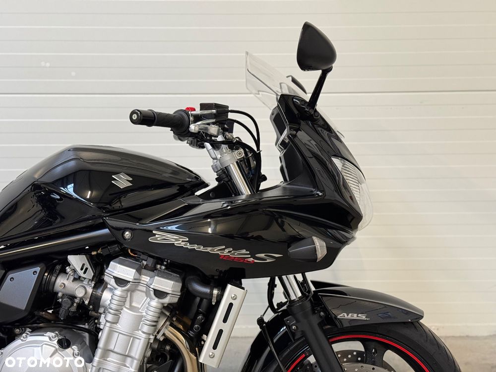 Suzuki Bandit - 11